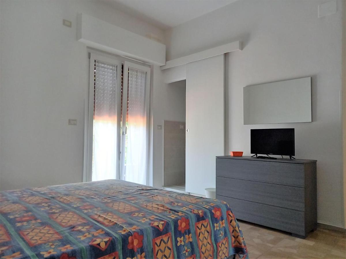 B&B La Vela Villa Rosa Di Martinsicuro Екстериор снимка