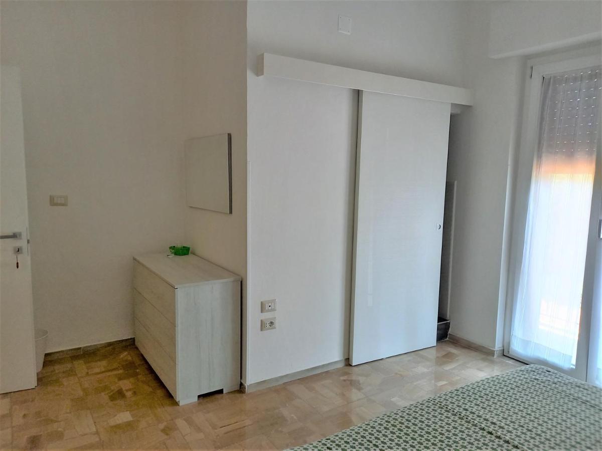 B&B La Vela Villa Rosa Di Martinsicuro Екстериор снимка