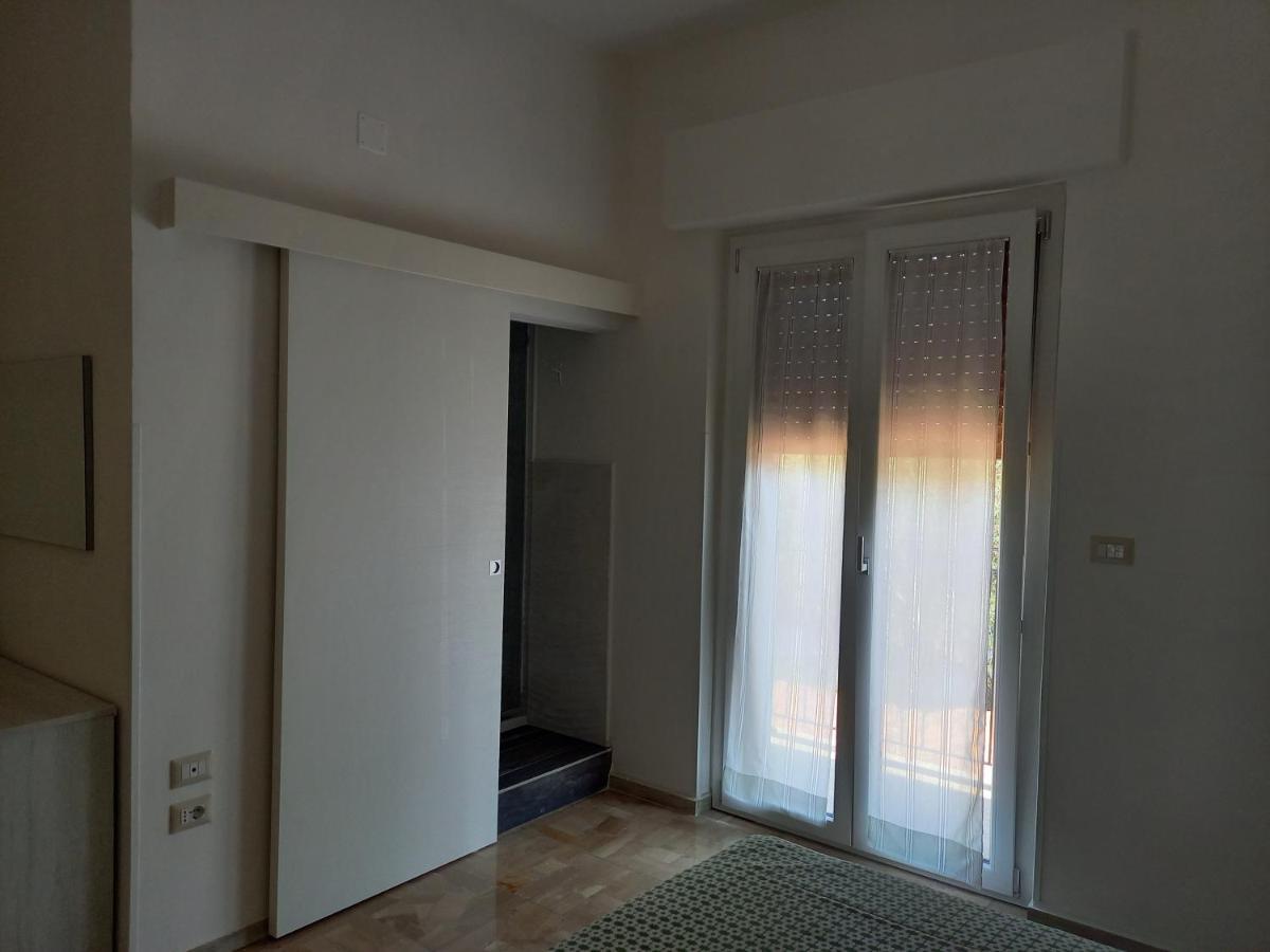 B&B La Vela Villa Rosa Di Martinsicuro Екстериор снимка