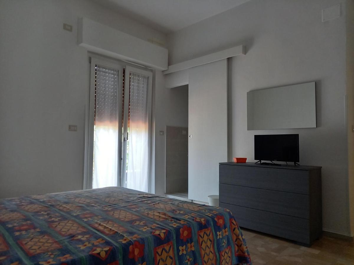 B&B La Vela Villa Rosa Di Martinsicuro Екстериор снимка